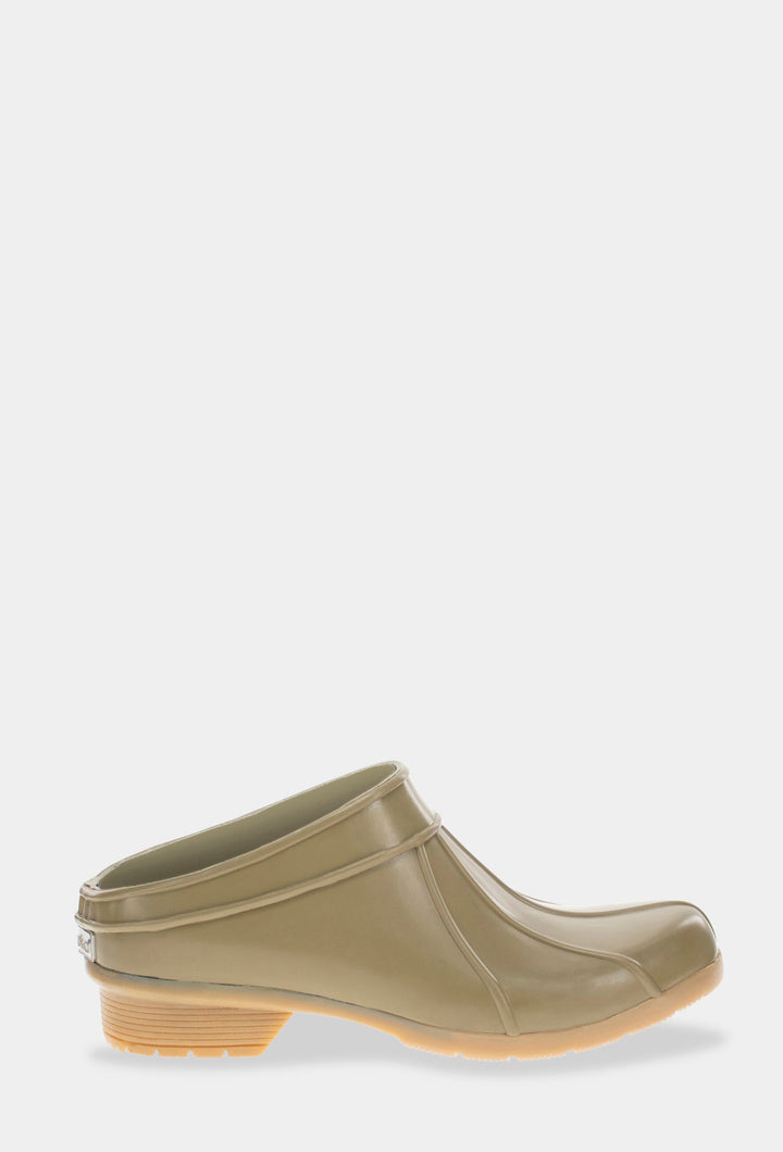 CLASSIC GLOSS HEEL CLOG - MOSS - Chooka