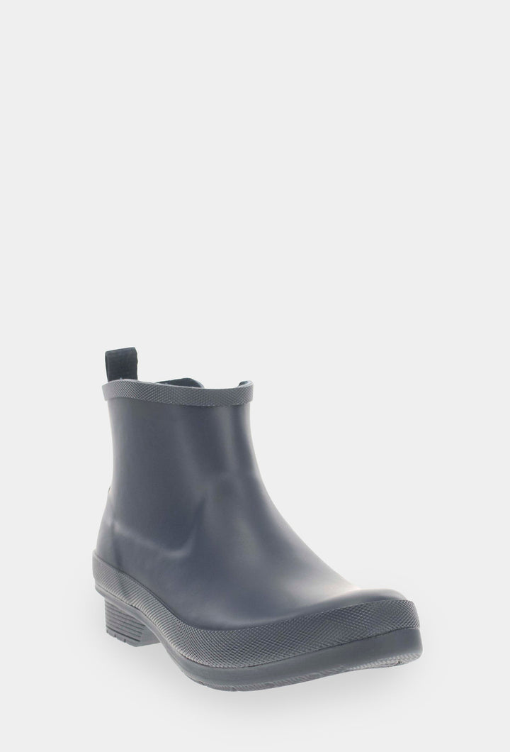 CLASSIC MATTE ANKLE RAIN BOOT - NAVY - Chooka